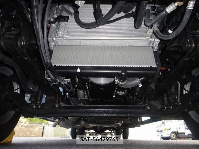 Mitsubishi FIGHTER 2022-08 535598-28