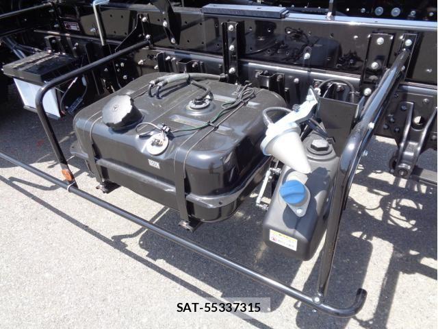 Mitsubishi FIGHTER 2024-10 695610-12