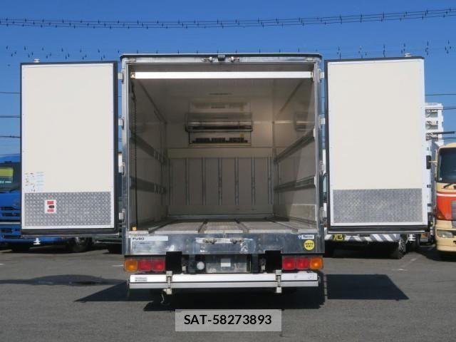 Mitsubishi FIGHTER 2023-12 535369-5