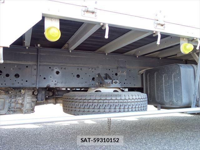 Mitsubishi FIGHTER 2024-04 535480-4