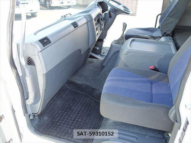 Mitsubishi FIGHTER 2024-04 535480-20