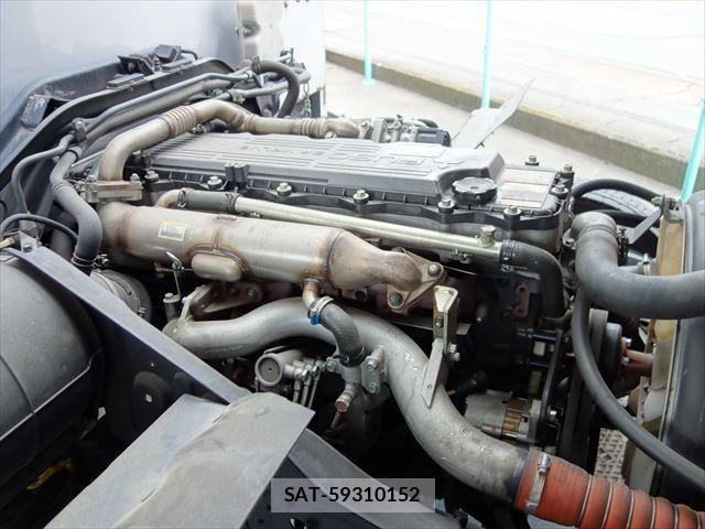 Mitsubishi FIGHTER 2024-04 535480-23