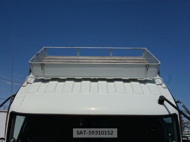 Mitsubishi FIGHTER 2024-04 535480-24