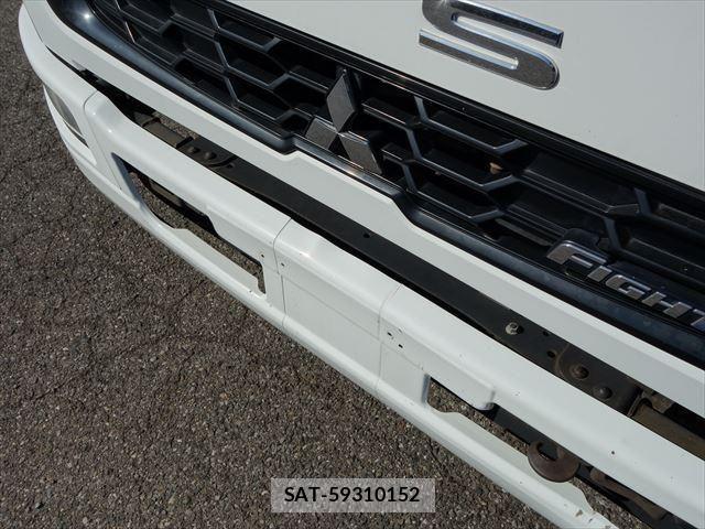 Mitsubishi FIGHTER 2024-04 535480-28