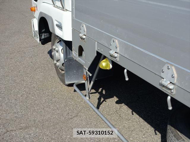 Mitsubishi FIGHTER 2024-04 535480-29