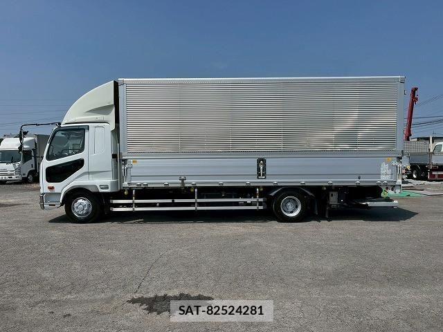 Mitsubishi FIGHTER 2020-04 1132951-8