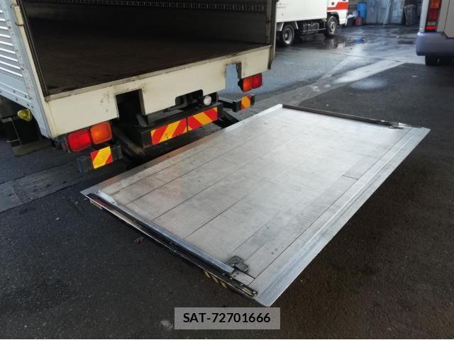 Mitsubishi FIGHTER 2023-12 535297-26