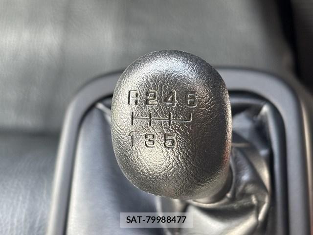 Mitsubishi FIGHTER 2024-10 1082327-28