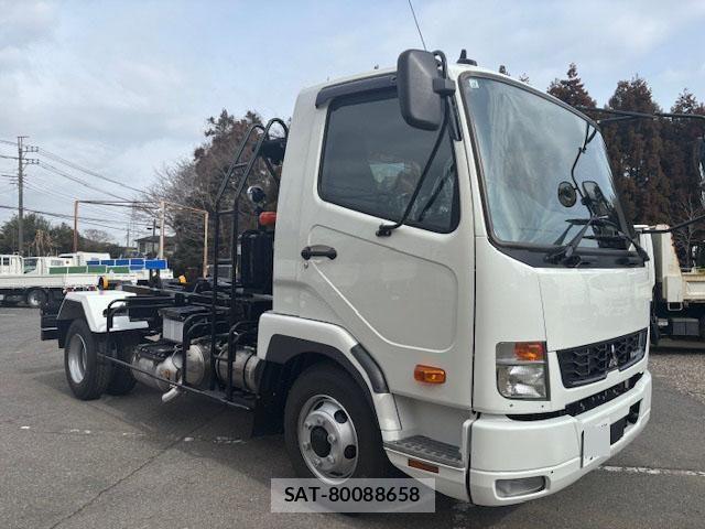 Mitsubishi FIGHTER 2024-10 1082329-0