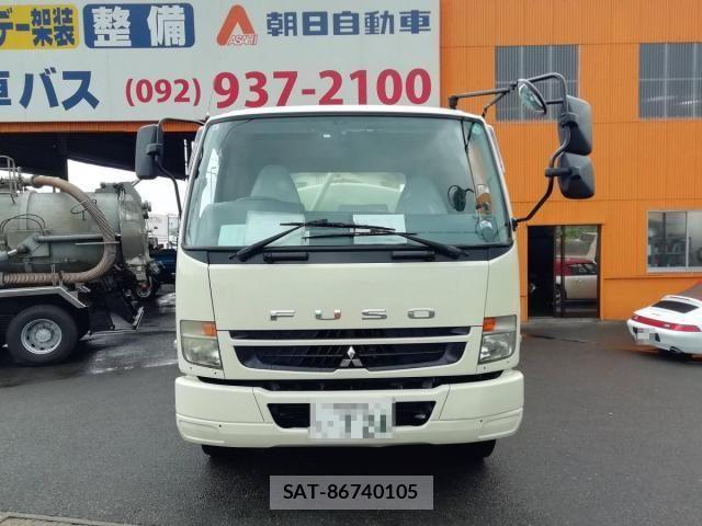 Mitsubishi FIGHTER 2010-05 1554097-1