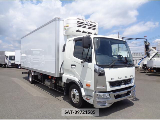 Mitsubishi FIGHTER 2022-09 1095875-0