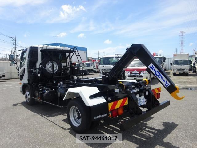 Mitsubishi FIGHTER 2024-11 1177553-1