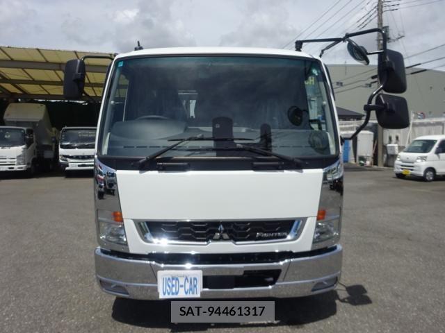 Mitsubishi FIGHTER 2024-11 1177553-5