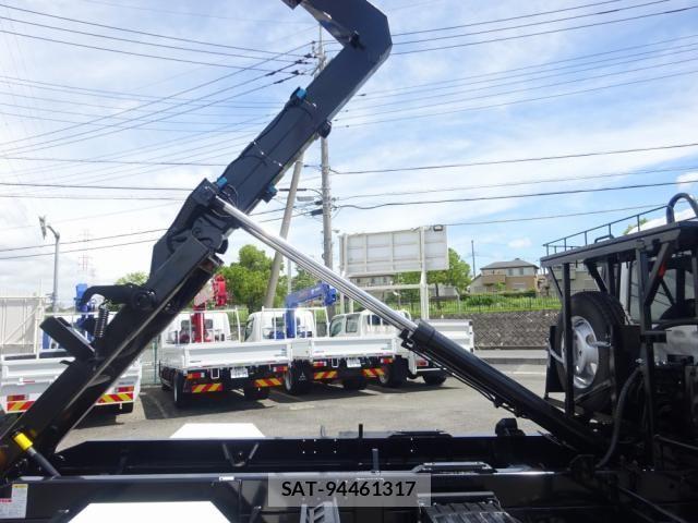 Mitsubishi FIGHTER 2024-11 1177553-15