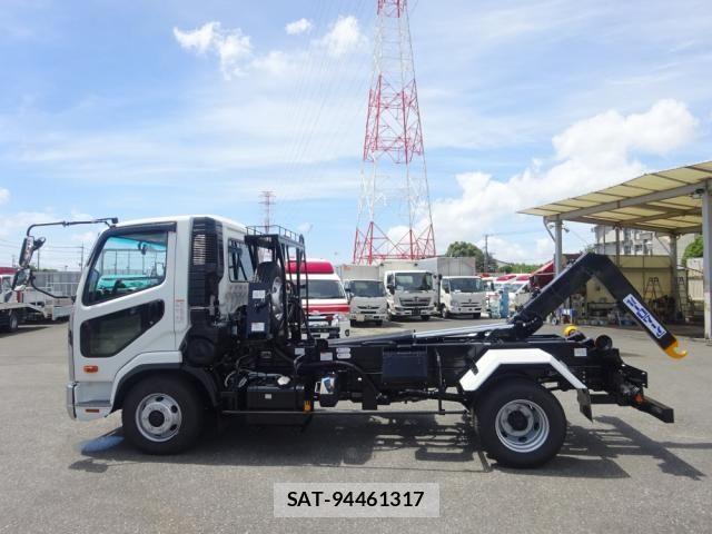 Mitsubishi FIGHTER 2024-11 1177553-18