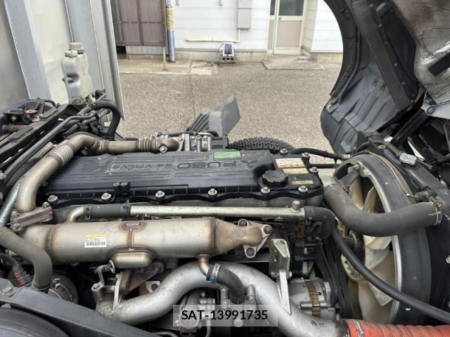 Mitsubishi FIGHTER 2013-03 1624785-16