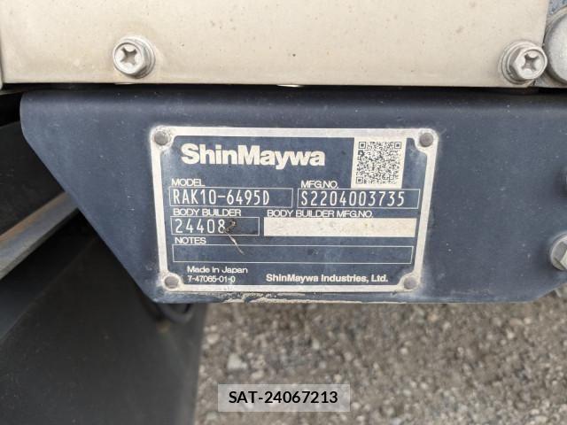 Mitsubishi FIGHTER 2023-09 1742896-8