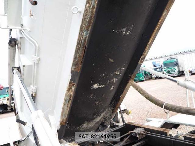 Mitsubishi FIGHTER 2006-09 1742949-18