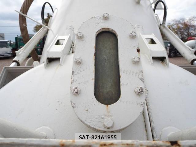 Mitsubishi FIGHTER 2006-09 1742949-23