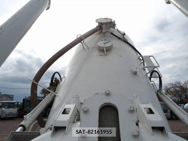 Mitsubishi FIGHTER 2006-09 1742949-24