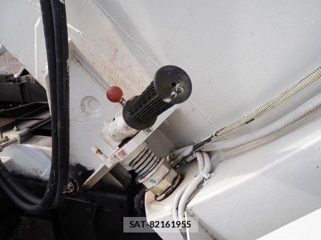 Mitsubishi FIGHTER 2006-09 1742949-26