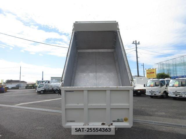 Mitsubishi FIGHTER 2014-09 1742900-14