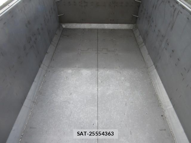 Mitsubishi FIGHTER 2014-09 1742900-15