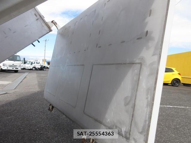 Mitsubishi FIGHTER 2014-09 1742900-16