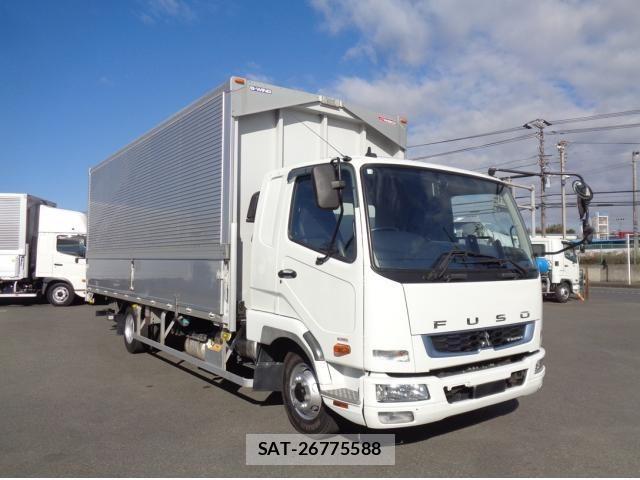 Mitsubishi FIGHTER 2019-10 1903713-0