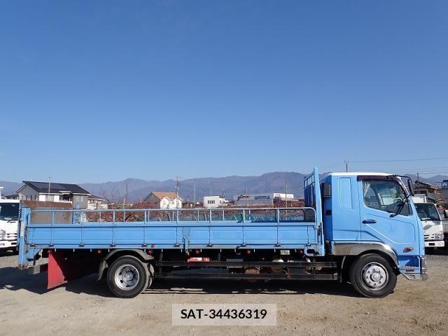 Mitsubishi FIGHTER 2014-11 2008983-1