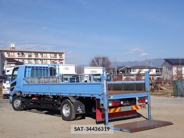 Mitsubishi FIGHTER 2014-11 2008983-4