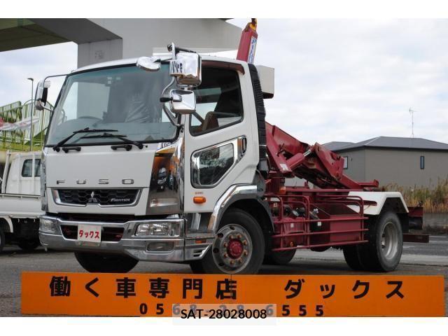 Mitsubishi FIGHTER 2016-11 2099366-0