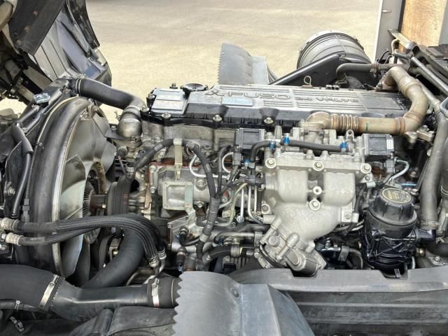 Mitsubishi FIGHTER 2012-09 2197808-14
