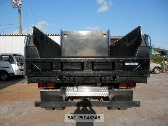 Mitsubishi FIGHTER 2018-08 2247963-4