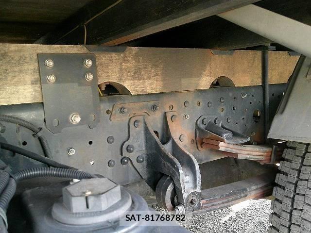 Mitsubishi FIGHTER 2015-02 2348544-25