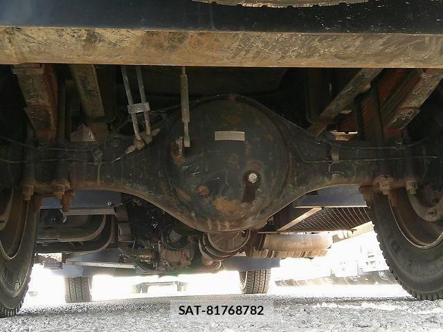 Mitsubishi FIGHTER 2015-02 2348544-26