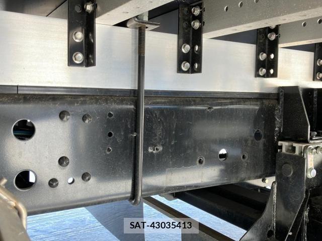 Mitsubishi FIGHTER 2024-12 2348536-16