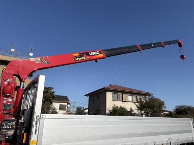Mitsubishi FIGHTER 2024-01 2385825-14