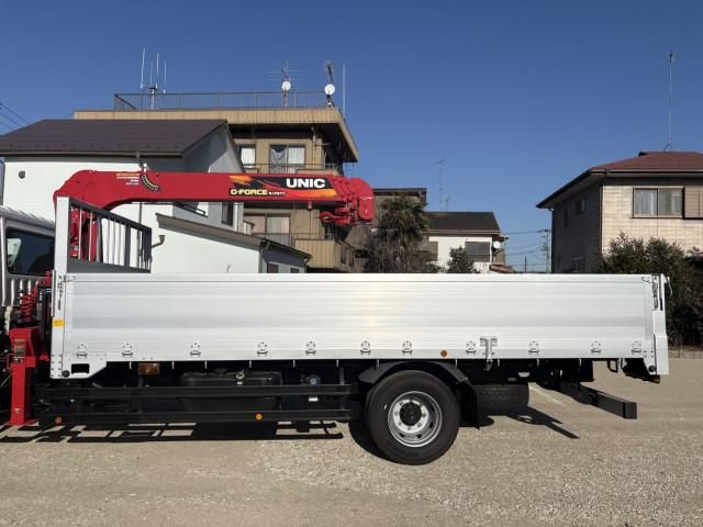 Mitsubishi FIGHTER 2024-01 2385825-6