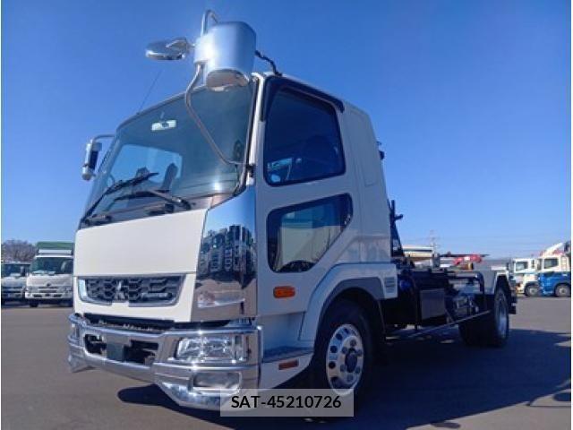 Mitsubishi FIGHTER 2021-06 2664776-0