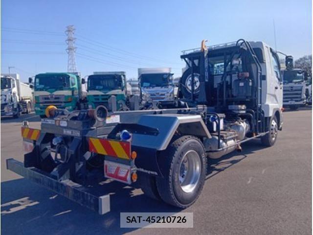 Mitsubishi FIGHTER 2021-06 2664776-2