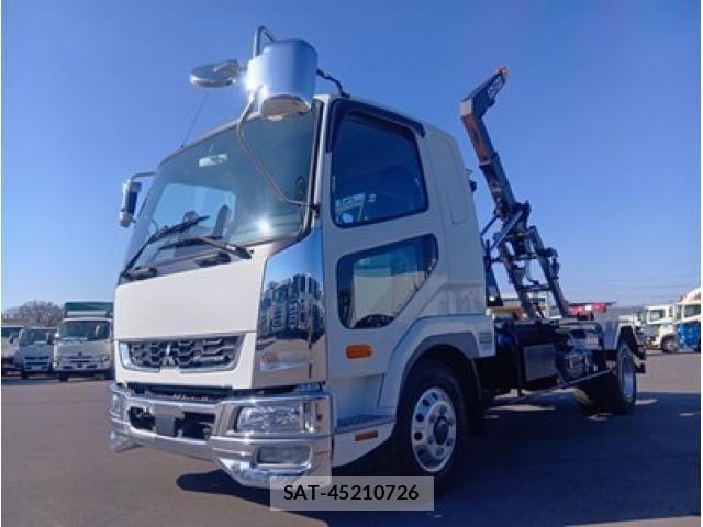 Mitsubishi FIGHTER 2021-06 2664776-5