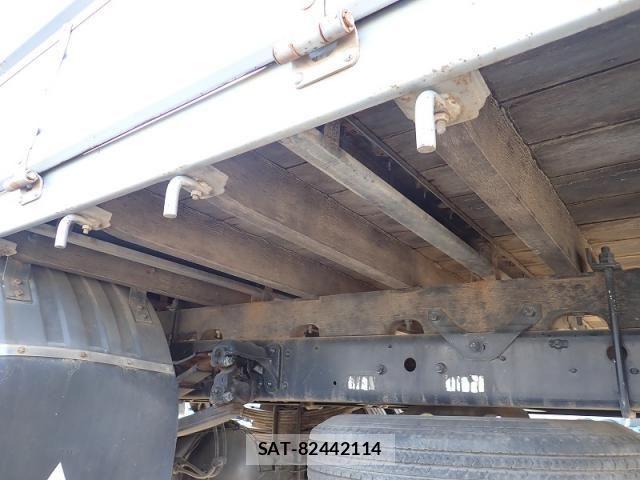 Mitsubishi FIGHTER 2013-07 2776867-18