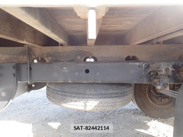 Mitsubishi FIGHTER 2013-07 2776867-19