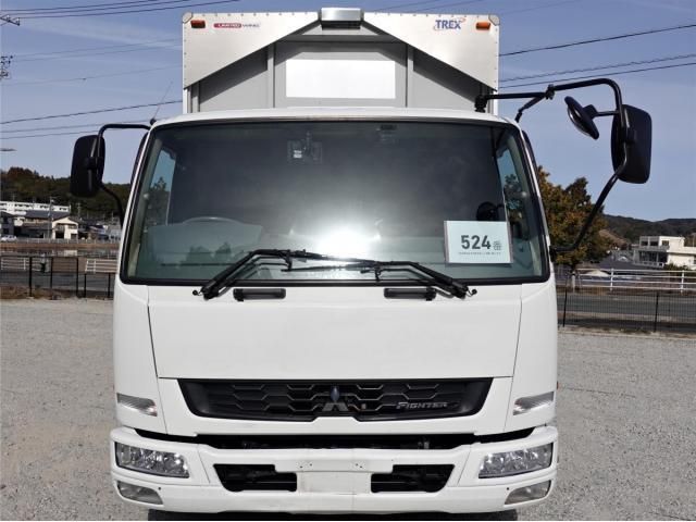 Mitsubishi FIGHTER 2014-10 3000784-2