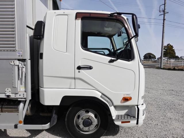 Mitsubishi FIGHTER 2014-10 3000784-5