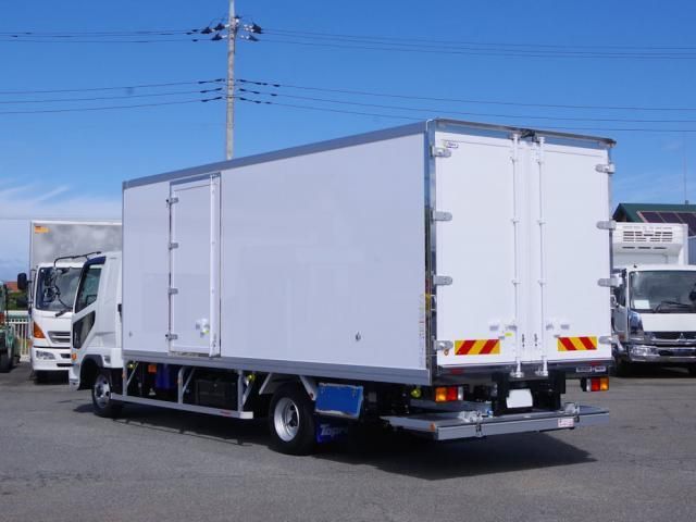 Mitsubishi FIGHTER 2025-11 3292691-2
