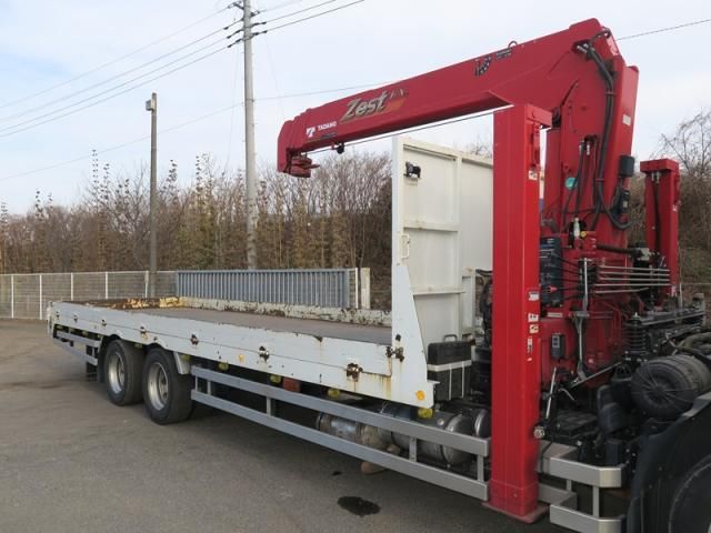 Mitsubishi FIGHTER 2022-06 3356755-13