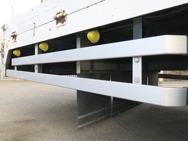 Mitsubishi FIGHTER 2022-06 3356755-17