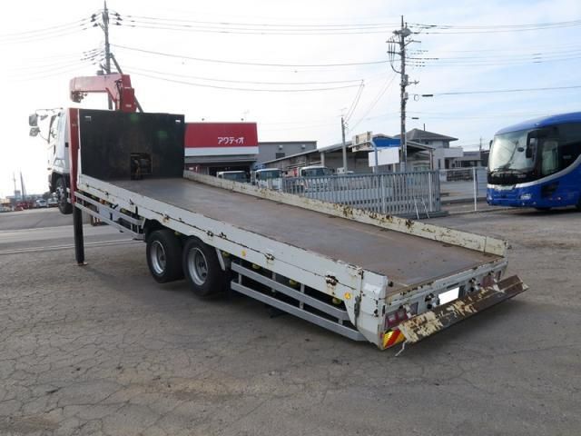 Mitsubishi FIGHTER 2022-06 3356755-1